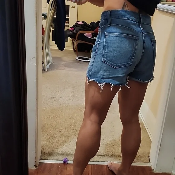 Madewell jean shorts - Picture 2 of 6